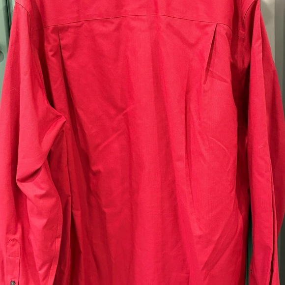 Cutter & Buck Alabama Crimson Tide Casual Button Down Shirt - Picture 5 of 5